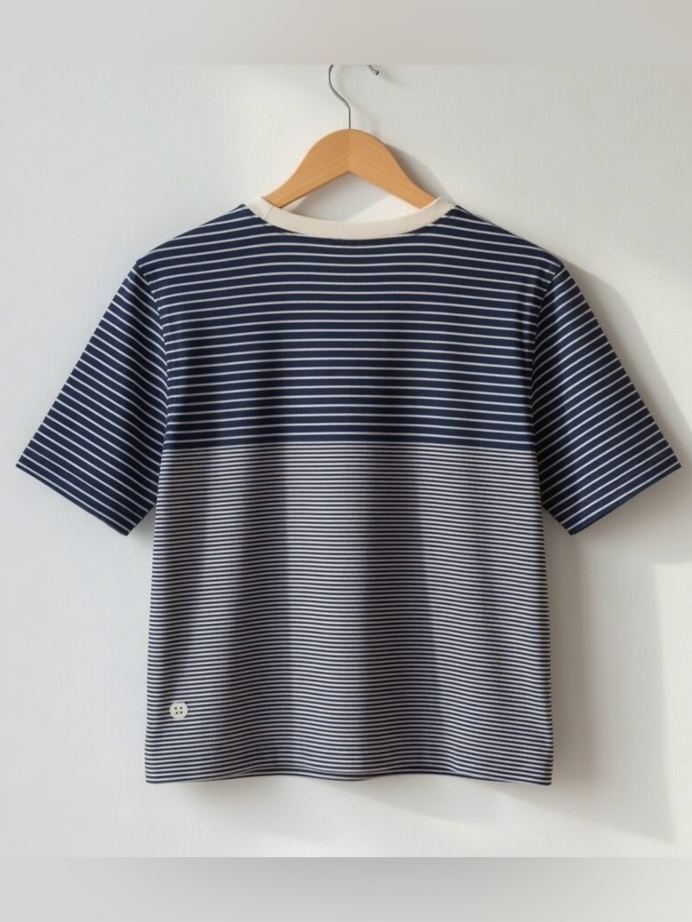 Lululemon Seamless Classic-Fit Mariner Stripe Cropped T-Shirt Club Blue / White - Picture 7 of 9